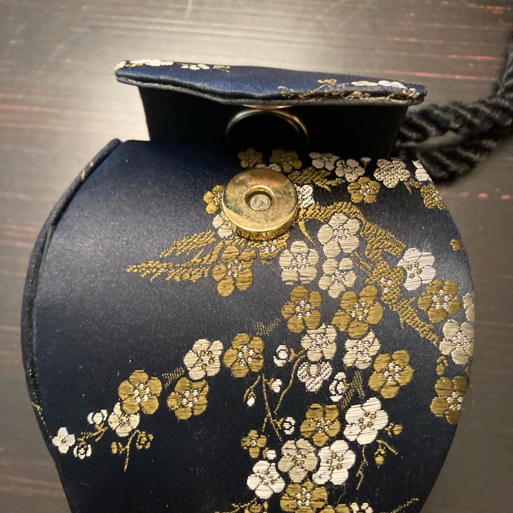 Evening bag takeout style - Picture 4 of 8